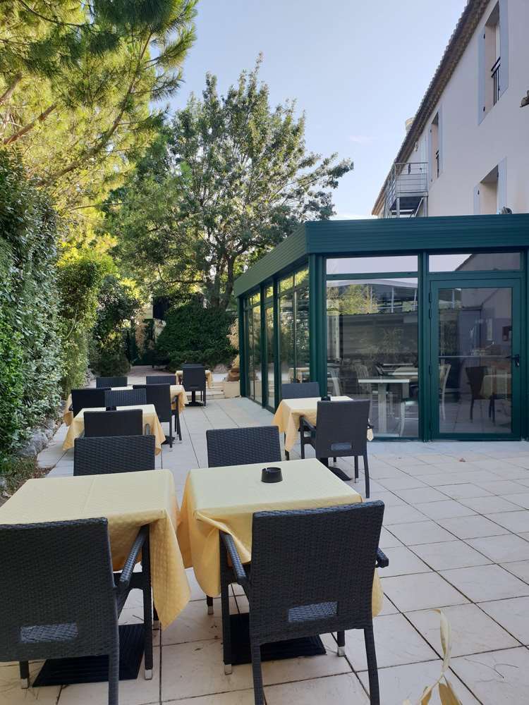 Brit Hotel Du Moulin De La Pioline - La Table A Fromages Aix-en-Provence Restoran fotoğraf