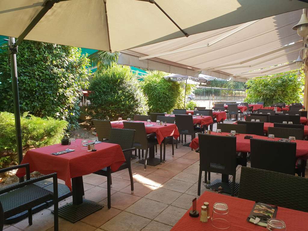 Brit Hotel Du Moulin De La Pioline - La Table A Fromages Aix-en-Provence Restoran fotoğraf